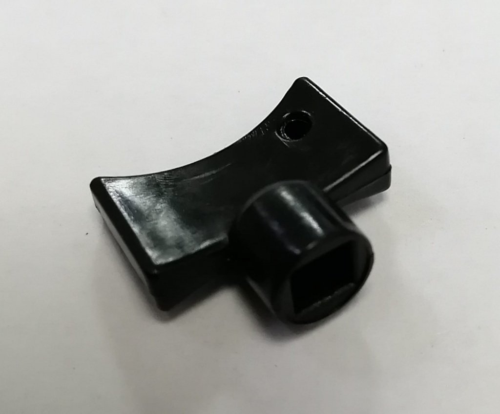 Ключ для клапана Маевского пластмассовый (Чёрный)